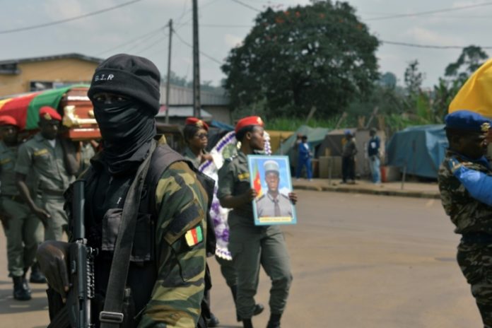 CAMEROUN: HUMAN RIGHTS WATCH ACCUSE LES SÉPARATISTES DE TORTURER DES CIVILS