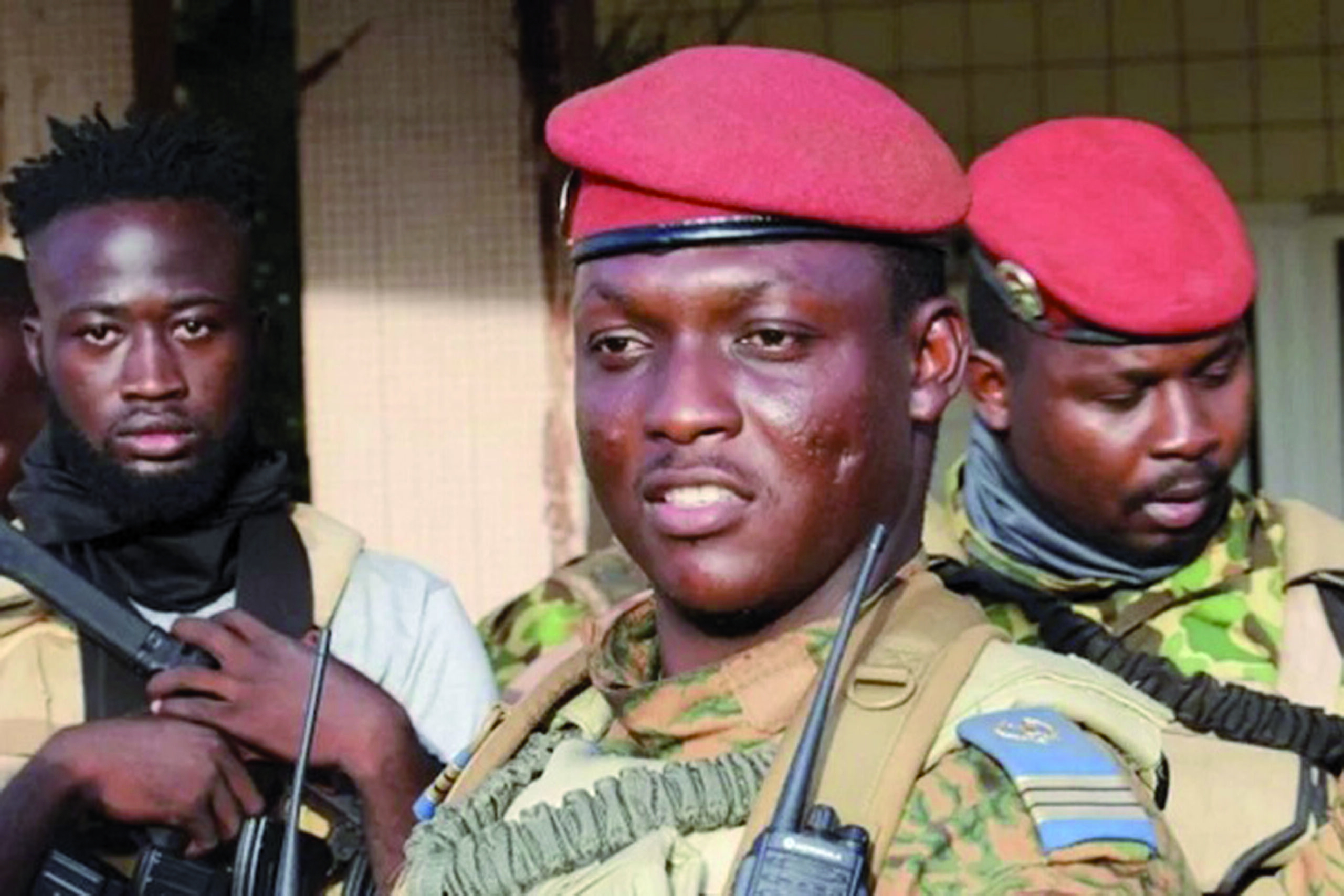 Coup d’Etat au Burkina Le Capitaine Ibrahim Traoré prend le pouvoir