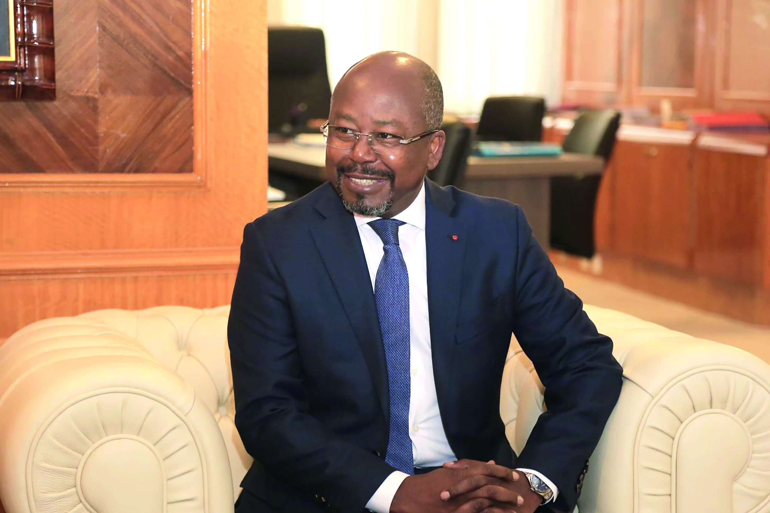 Gabon : Qui est Alain-Claude BILIE By NZE, le nouveau Premier Ministre ?