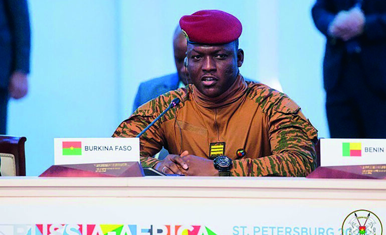 Burkina : le Capitaine Ibrahim Traoré et ses missiles sol-sol