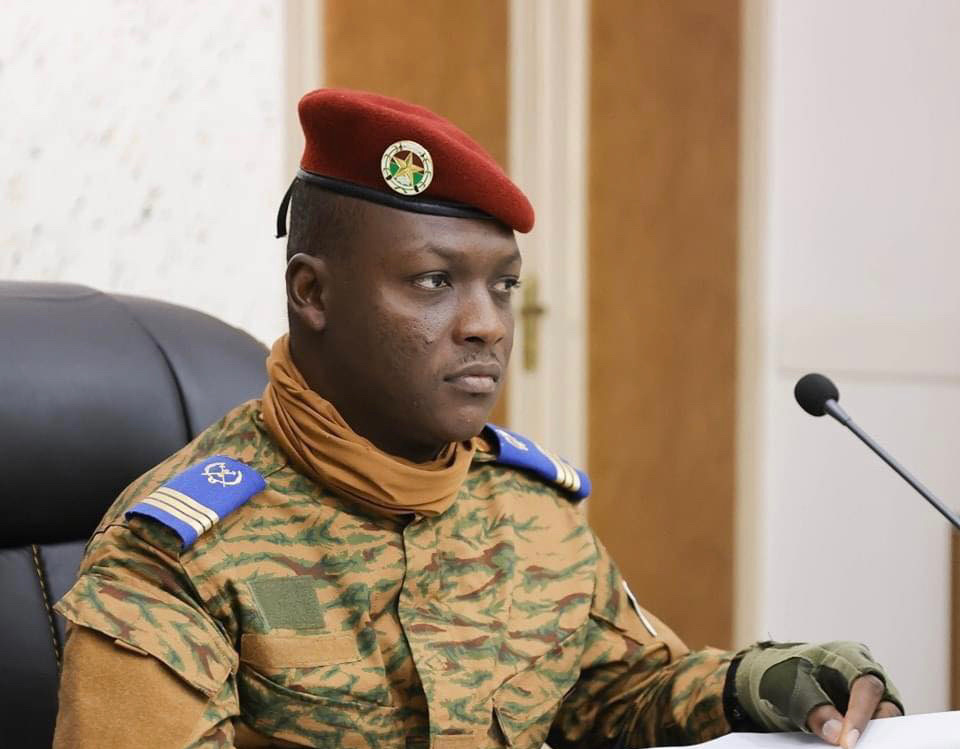 Burkina-Faso : appel du président aux terroristes